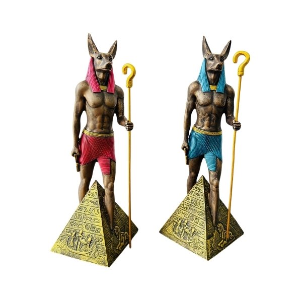 Dios Egipcio Anubis Pirámide